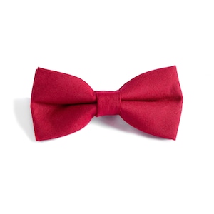 Men&#39;s Red Bow Tie: Pre-Tied Cotton Linen Blend, Gift Box
