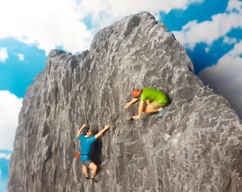 Rock Climbers, Bouldering Display Gift For Climbing Enthusiasts | Miniature mountain climbing display diorama | handmade gift for climbers