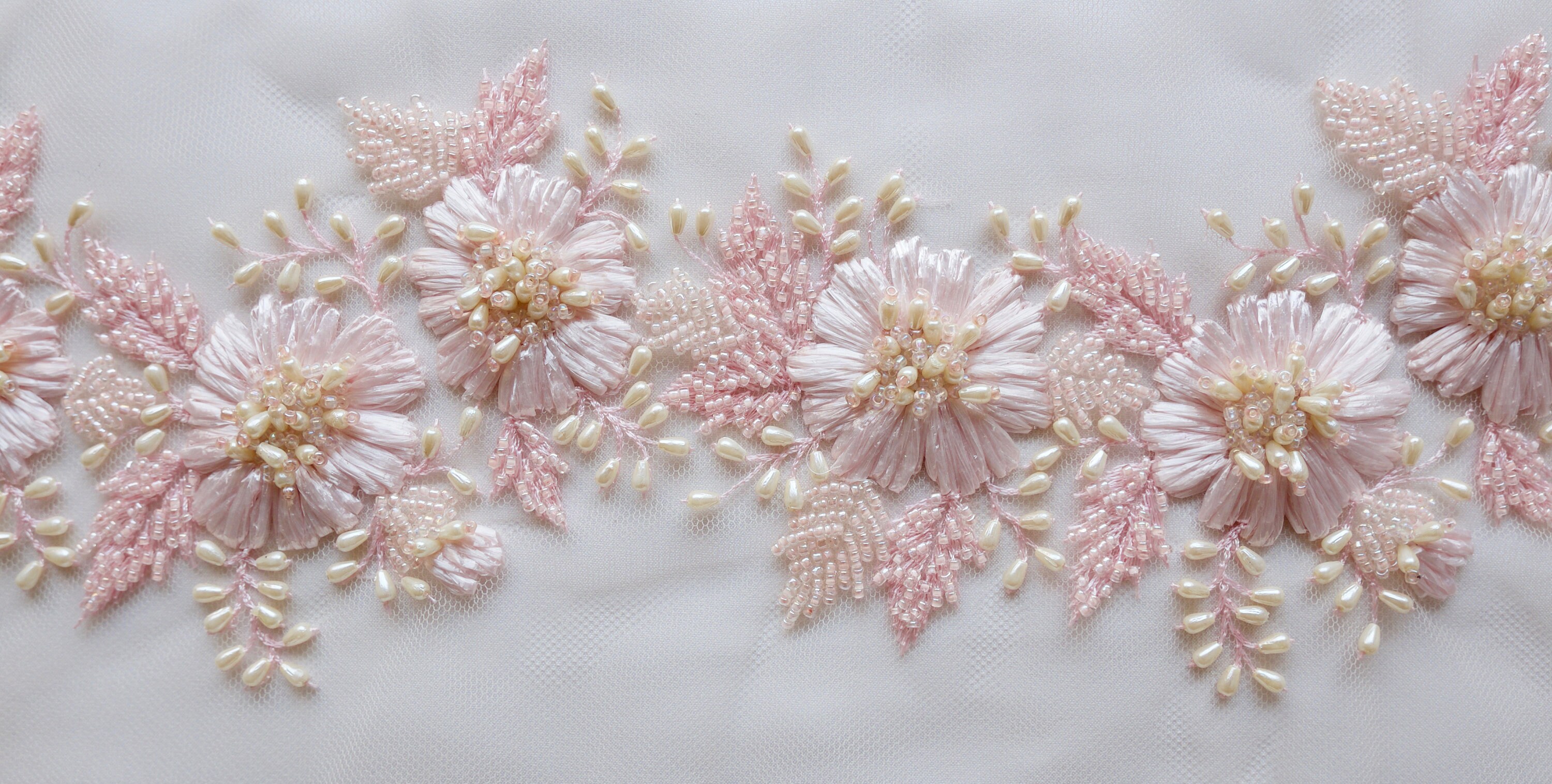 Pattern Rassefia Flowe Hand-embroidered Trim With Pink Raffia Flowers and Drop-shaped | Etsy
