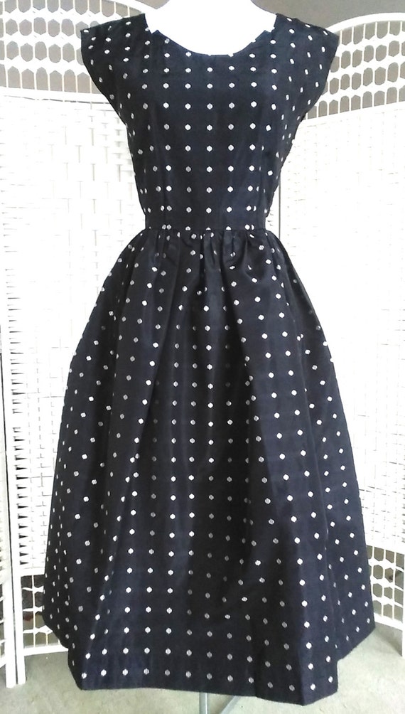 Buy 1950's Helen All Air St Louis Mo Vintage Black and Silver Jacquard  Taffeta Dress Online in India - Etsy