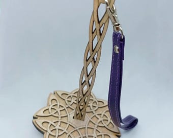 Ball holder for knitting or crochet