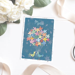Carte de voeux merci avec un bouquet de fleurs et des oiseaux