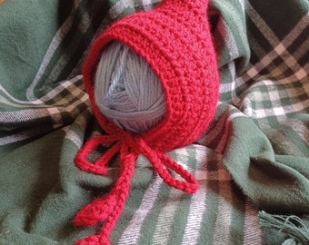 Pixie bonnet for baby