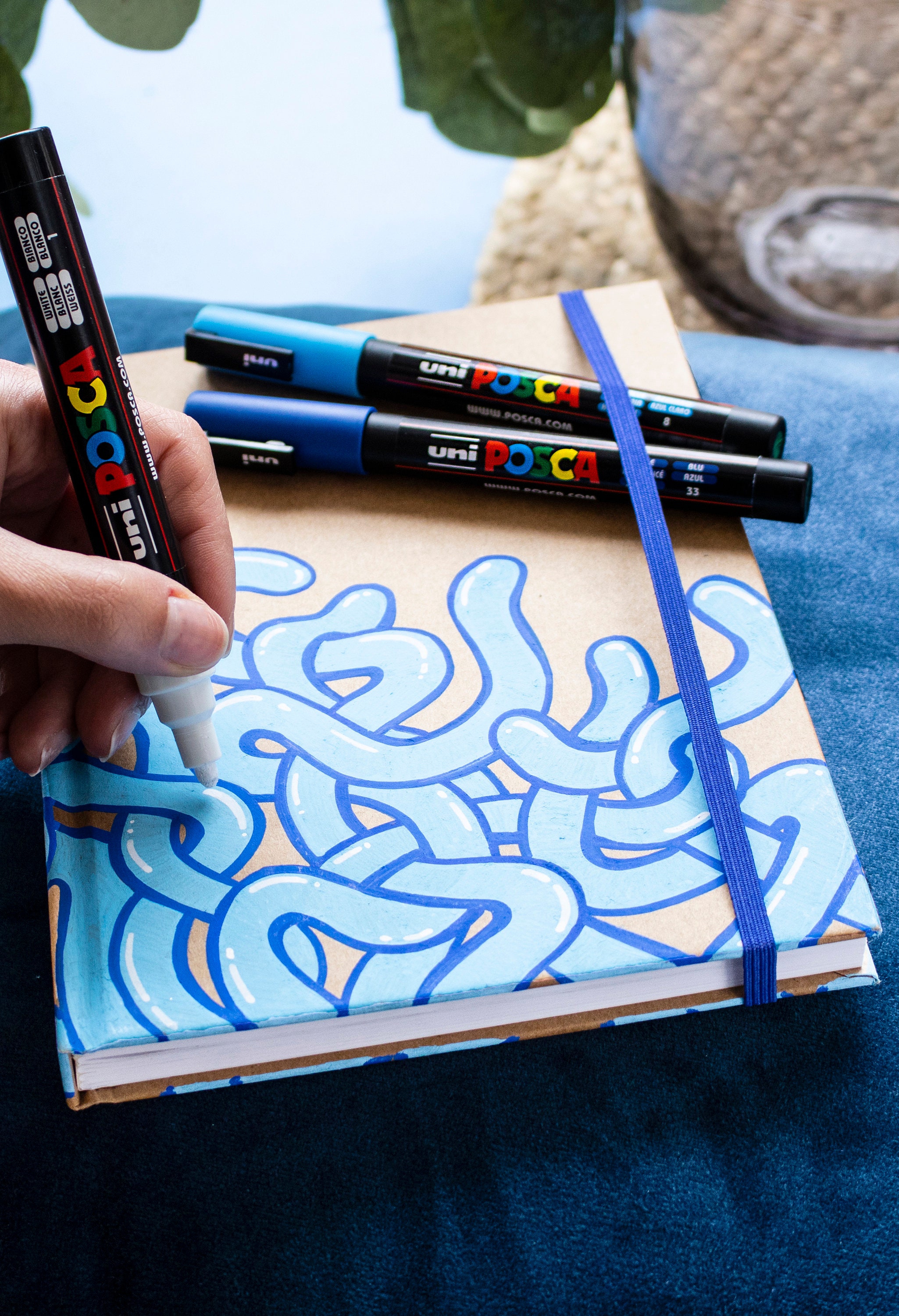  Posca Juego de marcadores de pintura de 24 colores, punta fina  PC3M, bolígrafo de marcado de papelería japonés, con estuche original hecho  en Japón : Arte y Manualidades