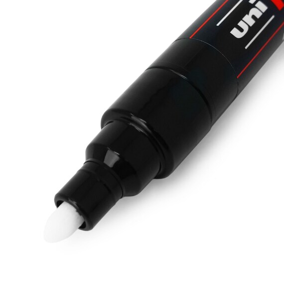 Posca PC-1MR 18 Pen Set Limited Edition Plastic Wallet Extra Black and White NEW