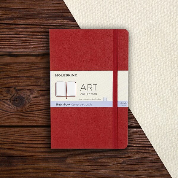 Moleskine Medium Size  Art Sketchbook, Sketchbook for Drawings, Hard Cover, Colour Scarlet Red, 88 Pages, Ivory