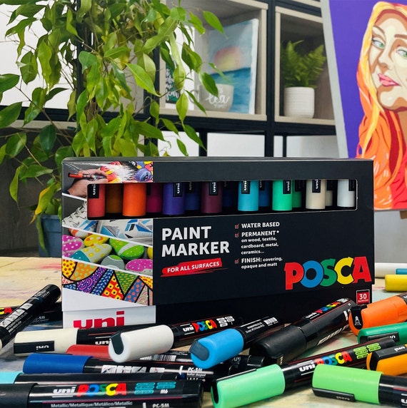 POSCA PEN PAINTING on WOOD! ((cute art)) -   Paint pens on wood,  Painting on wood, Paint marker pen