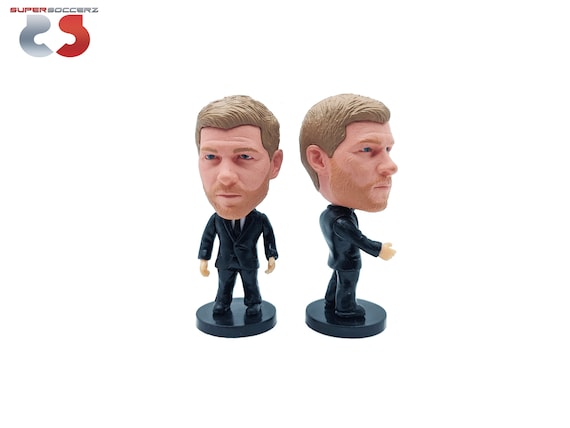 Steven Gerrard Liverpool FC / Glasgow Rangers / Aston Villa