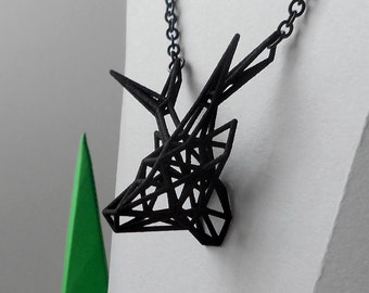 Pendente_Black Deer_Gioiello stampato in 3D in Nylon con catenina in metallo verniciato