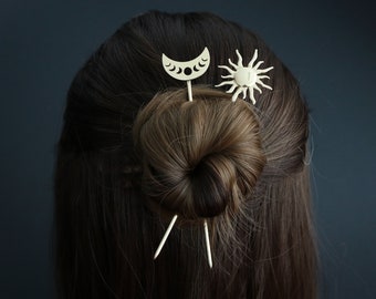 Brass hair pins set for long hair. Sun, crescent hair pin.  Esoteric jewelry. Wiccan jewelry. Gift for girl friend, gift for witchy girl