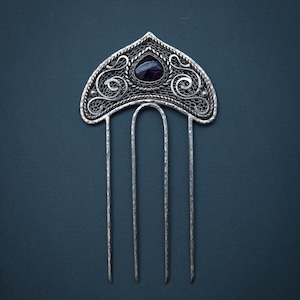 Wire wrapped hair pin for long hair. Hair comb with Amethyst. Hair fork. Haircomb, hairpin. Nickel silver. French pin, bun holder