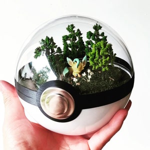 LEAFEON (Large 5.5inch) Pokeball Diorama Terrarium - Sleeping Version