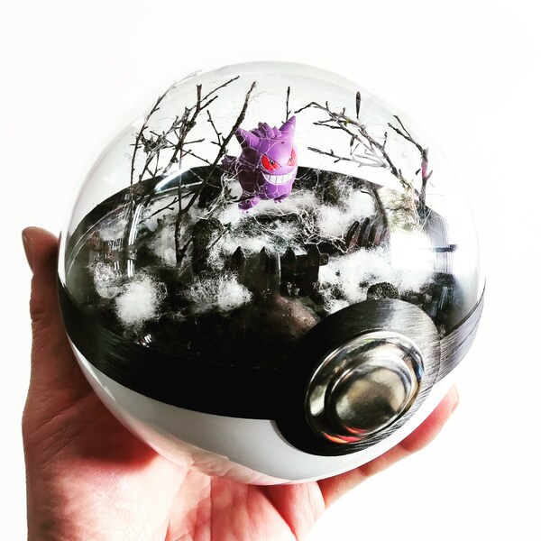 GENGAR (Grand 5.5inch) Pokeball Diorama Terrarium