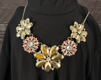 Bib Necklace, Glamour Statement Jewelry, Chunky Bavette Bib Choker Necklace with Pink and Diamond Rhinestones Shaped into Flowers