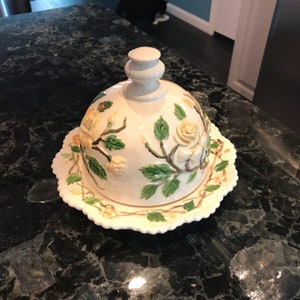 Butter Dish, Vintage Dome Dish for Butter, Rare 1950&#39;s Cheese Server, Ceramic Cheese Dish, Domed Covered Butter Dish, Yellow Rose Bud Design