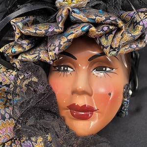 Ceramic Wall Face Mask Woman with Ostridge Feather Hat and Collar, Wall Art, Vintage 1980&#39;s Vintage Face-Mask Clay Art Ceramic