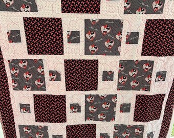 It's Just Minnie Quilt, Flannel Backed, New Design, Professional Quilting,