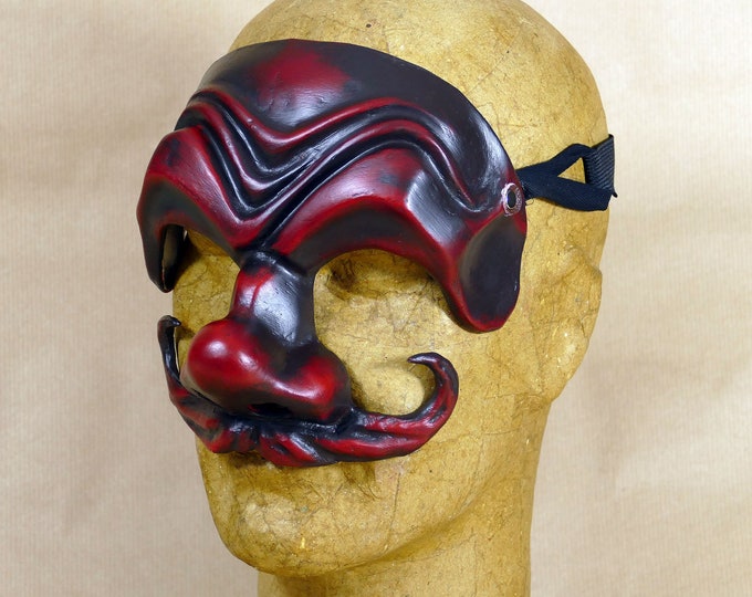Commedia Dell’arte Mask in Papier Maché: Dottor Balanzone With ...