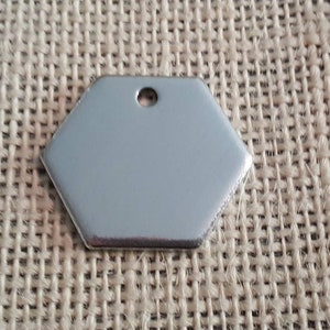 25 Polished 1 1/8&#39; Hexagons 14 Gauge 1100 Food Safe Aluminum