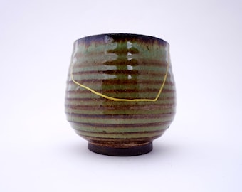 Handgemaakte Kintsugi-theekom: Japanse keramiekkunst Wabi Sabi