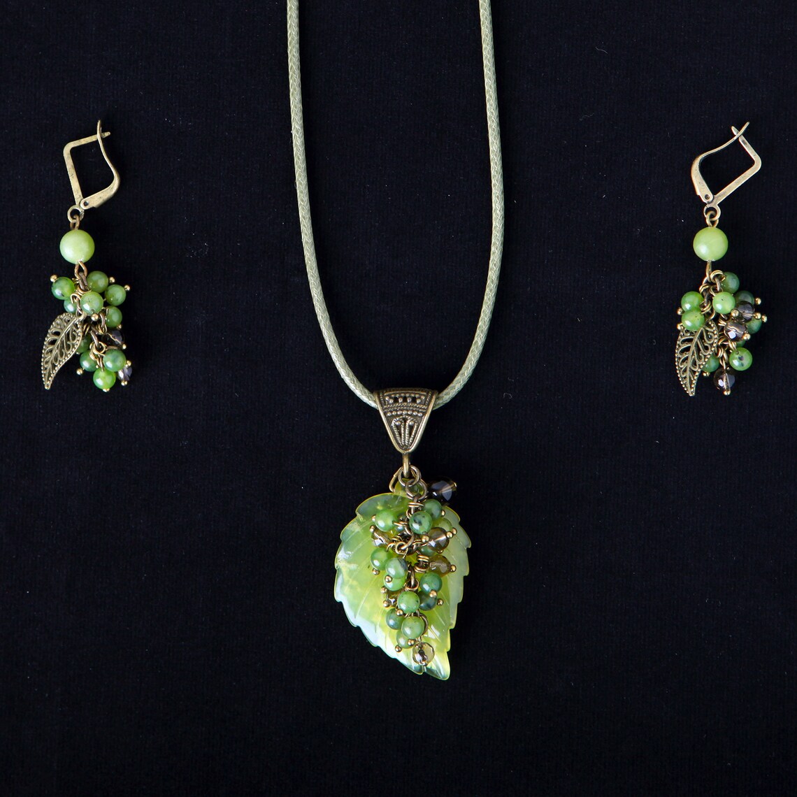 Genuine jade jewelry Leaf necklace and earring set Druid Etsy