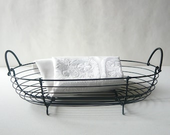 Metal  iron wire bowl basket, ornamental cottage rustic Art Nouveau bowl, wire bowl, fruit bowl, kitchen bowl,