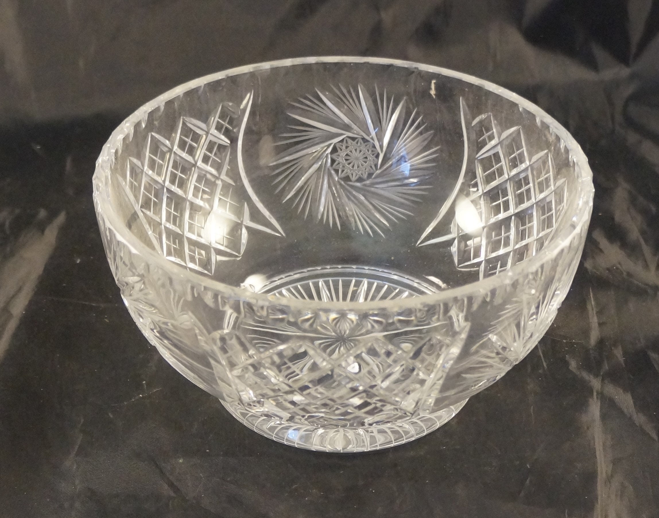Large Hand Cut Lead Crystal Bowl in Pinwheel Pattern Etsy