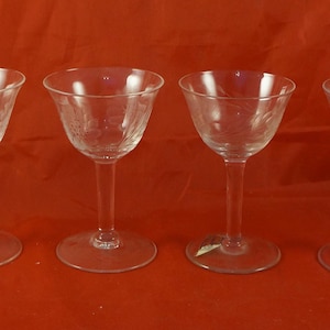 Lot of 6 Hughes Cornflower Tall Liquor Cocktail Glasses