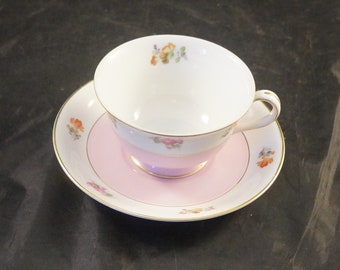 Noritake Made in Occupied Japan Rose avec tasse de fleurs et soucoupe