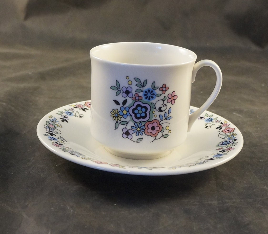 ROYAL DOULTON シャーブロック カップ&ソーサーセット