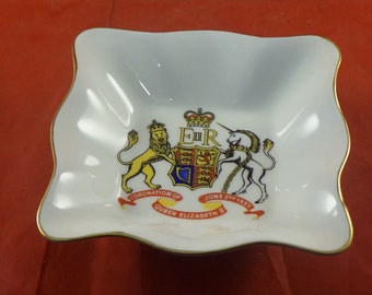 Foley Fine Bone China Sweet Dish pour commémorer le couronnement de la reine Elizabeth en 1953