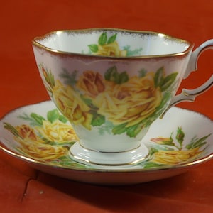 Royal Albert Fine Bone China Cup and Saucer Yellow Tea Rose