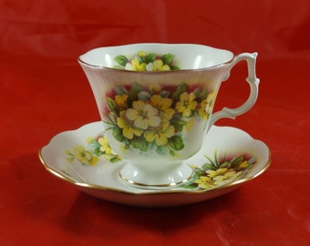 ROYAL ALBERT Fine Bone China Cup and Saucer Yellow FLOWERS