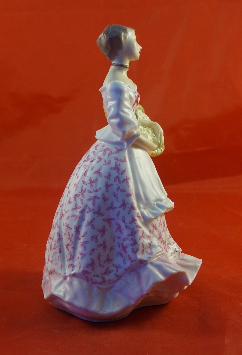 Royal Worcester Bone China Figurine SPRING FAIR - Etsy Sweden