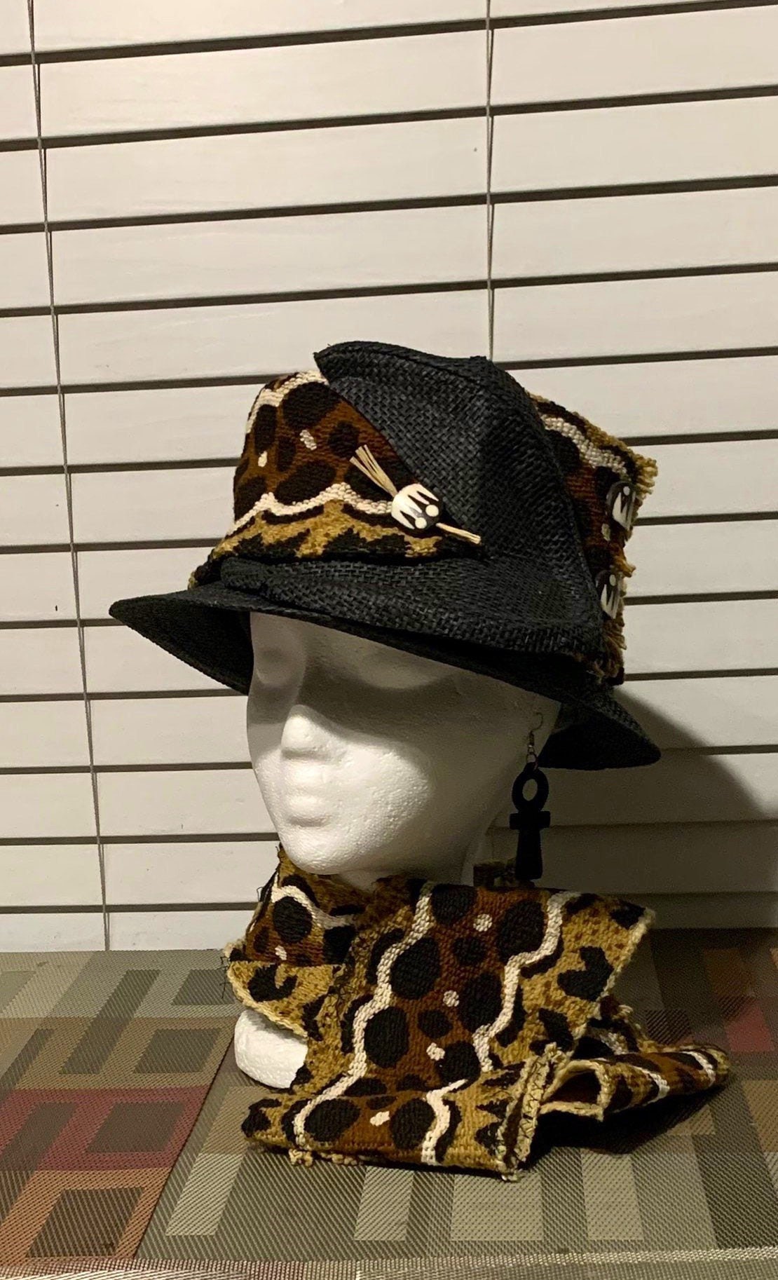 NEW - ONE OF A KIND HANDMADE AFRICAN ZULU BUCKET WRAP HAT OPEN TOP 23\