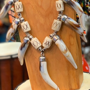 Men Necklace, Trade Beads, Horn Necklace, Wakanda Necklace, African Jewelry, Tribal Jewelry, Exotic Jewelry,Warrior Necklace,