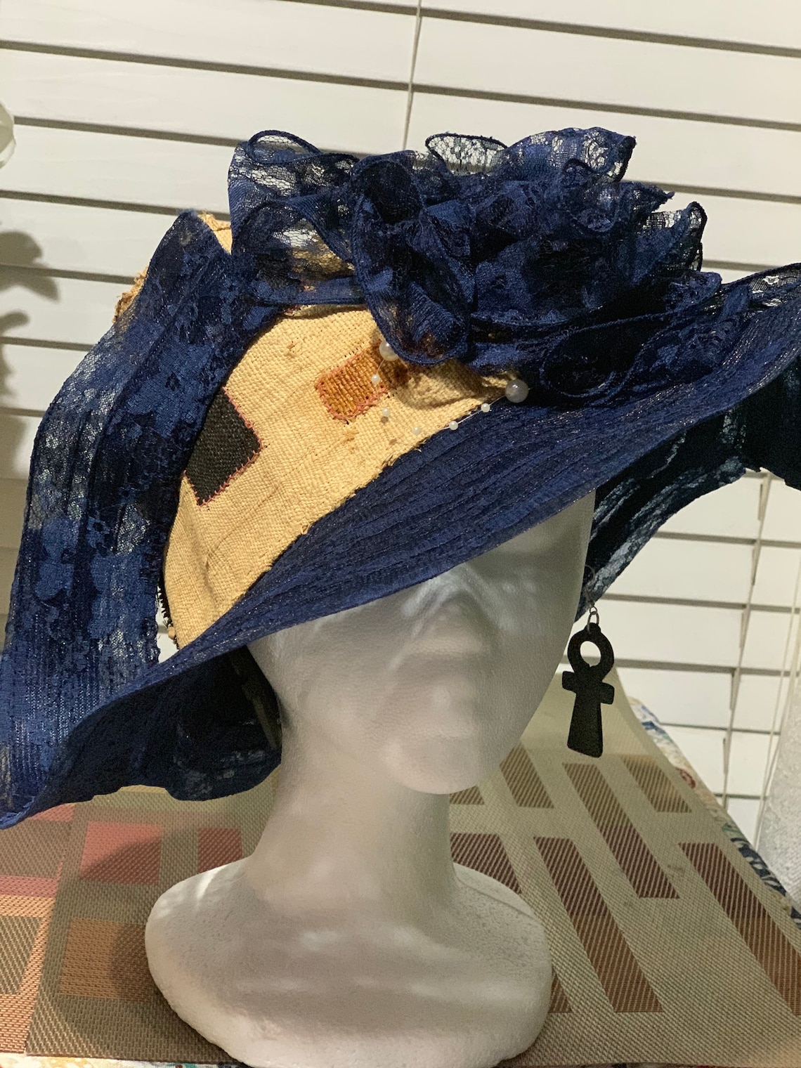 Acquista Online Cappello Giamaicano Con Rasta | Costumalia By Signor Costume - Foto 11