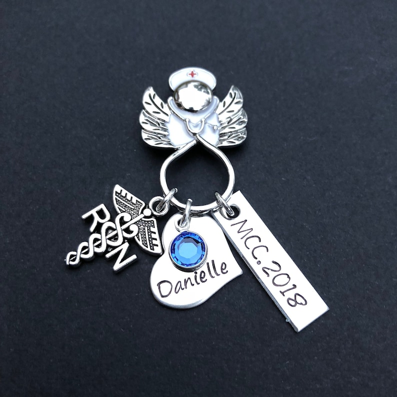 Personalized Nursing pin / LPN BSN RN / Nurse pin / Nursing Student / Nursing Pinning Ceremony / Nurse Angel Gift/ Graduation gift Bild 2