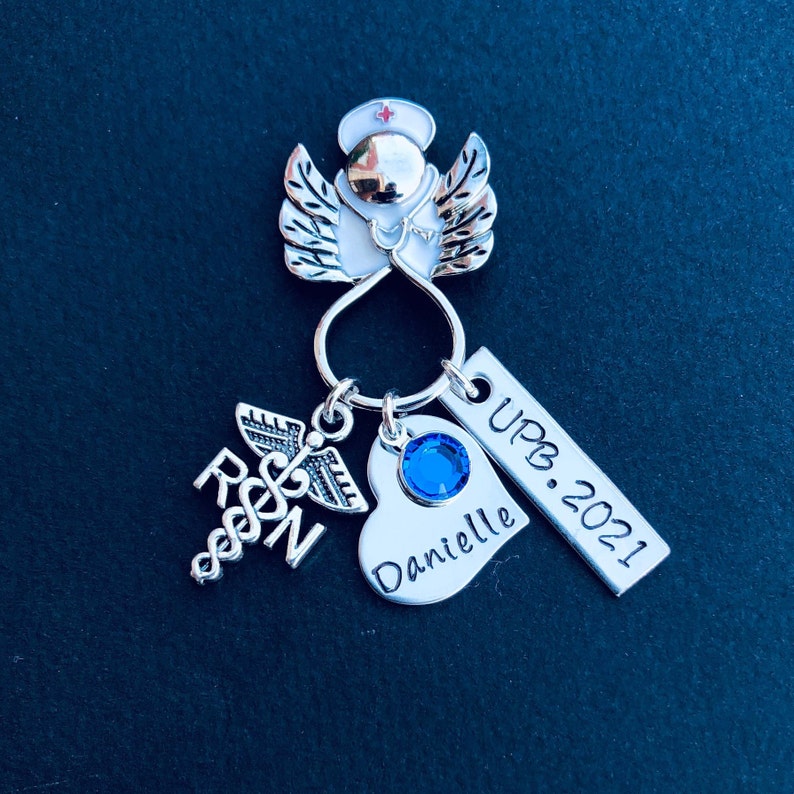 Personalized Nursing pin / LPN BSN RN / Nurse pin / Nursing Student / Nursing Pinning Ceremony / Nurse Angel Gift/ Graduation gift Bild 1