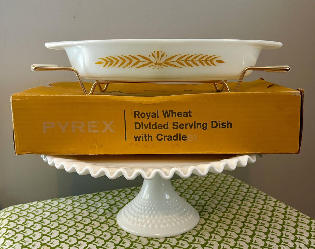 Vintage Pyrex Promo Royal Wheat Divided Dish Casserole With Cradle in ...