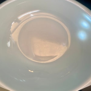 Pyrex Turquoise Round Cinderella Casserole 024 with Knob Lid 624 / 2 Quart image 6