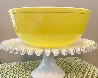 Vintage Pyrex Primary Yellow Mixing Bowl 4 Quart Large Mixing Bowl #404