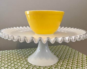 Vintage Pyrex Small Yellow Citrus Daisy Mixing Bowl #401