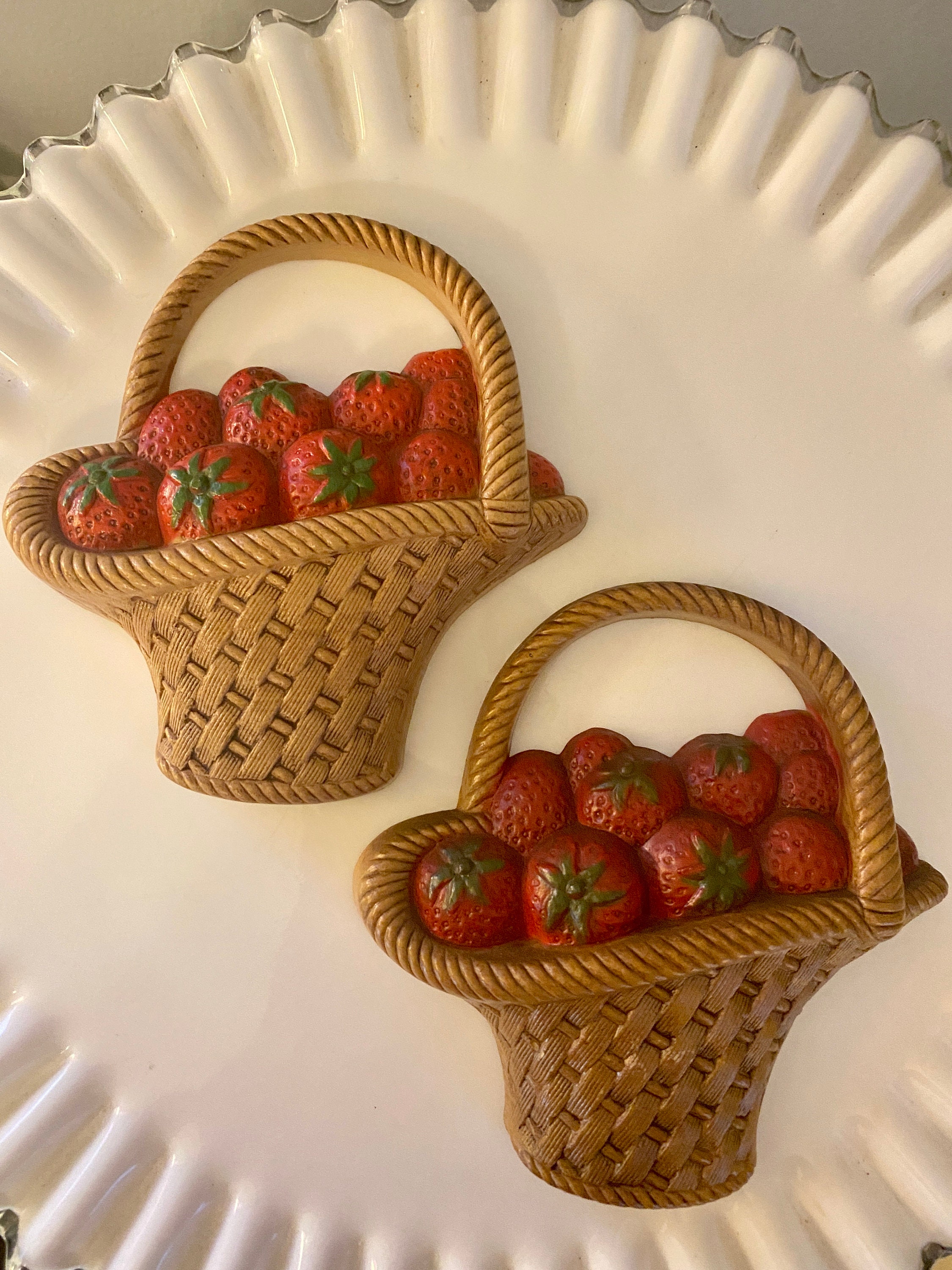 2 Vintage 1985 Strawberry Basket Hard Plastic Wall Plaques Etsy