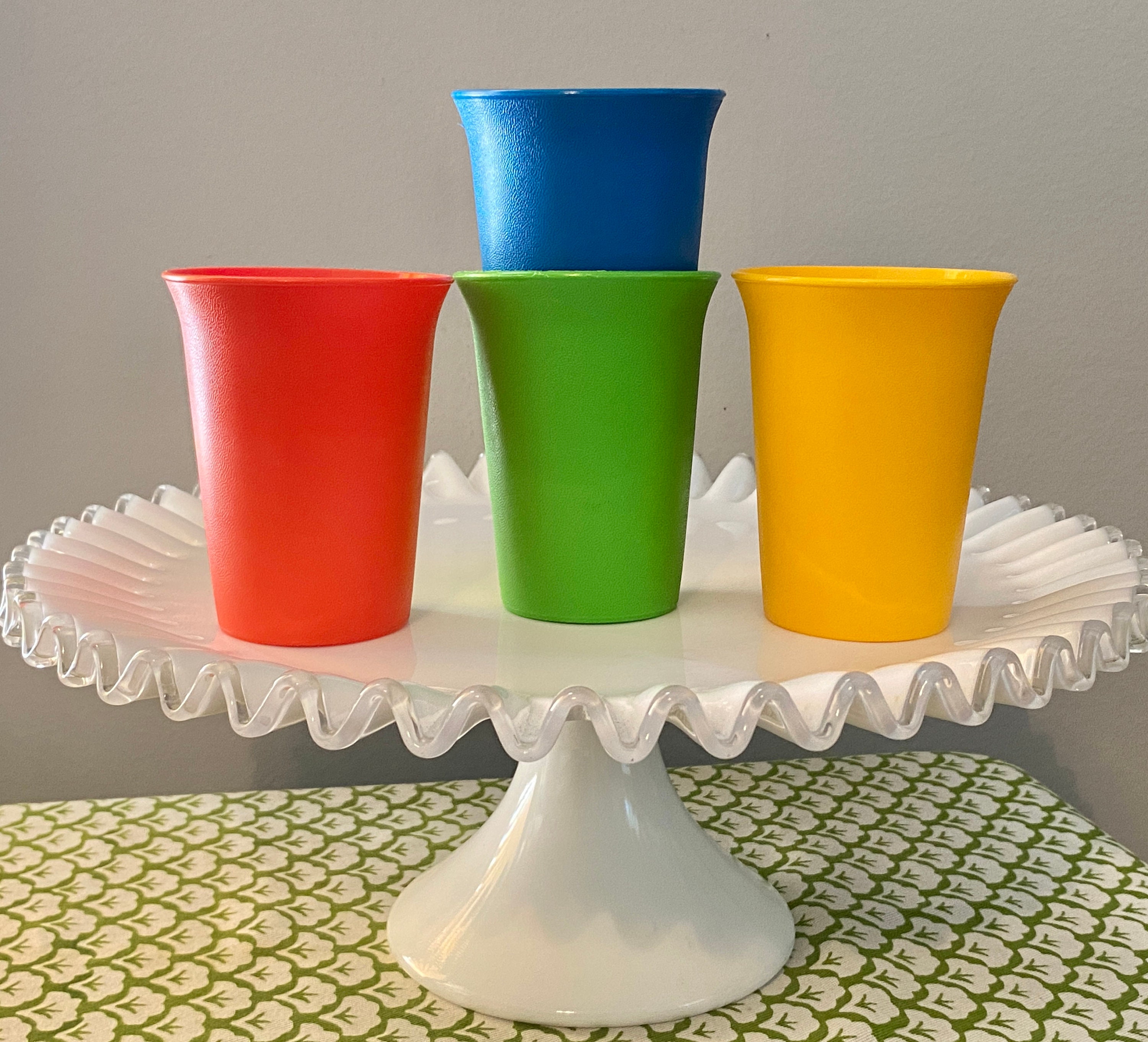 Tupperware Bell Tumblers x 4 in Assorted Classic Colors:  Tumblers & Water Glasses