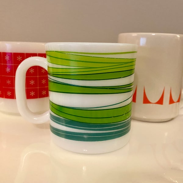 CHOICE - Various mugs, milk glass, advertising