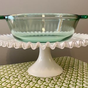 Anchor Hocking Clear Green 9&quot; 2 Quart Round Casserole with Handles