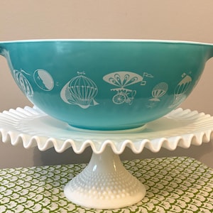 Vintage Pyrex Turquoise Promotional Balloons Cinderella Bowl #444