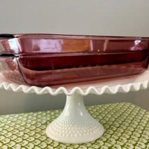 Pyrex Cranberry Glass Cookware Baking/Casserole Pan - 11x7x1.5 / 2 Quart Baker / #232-R