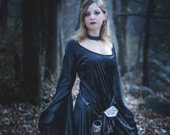 Velvet Medieval Dress - MAKE TO ORDER